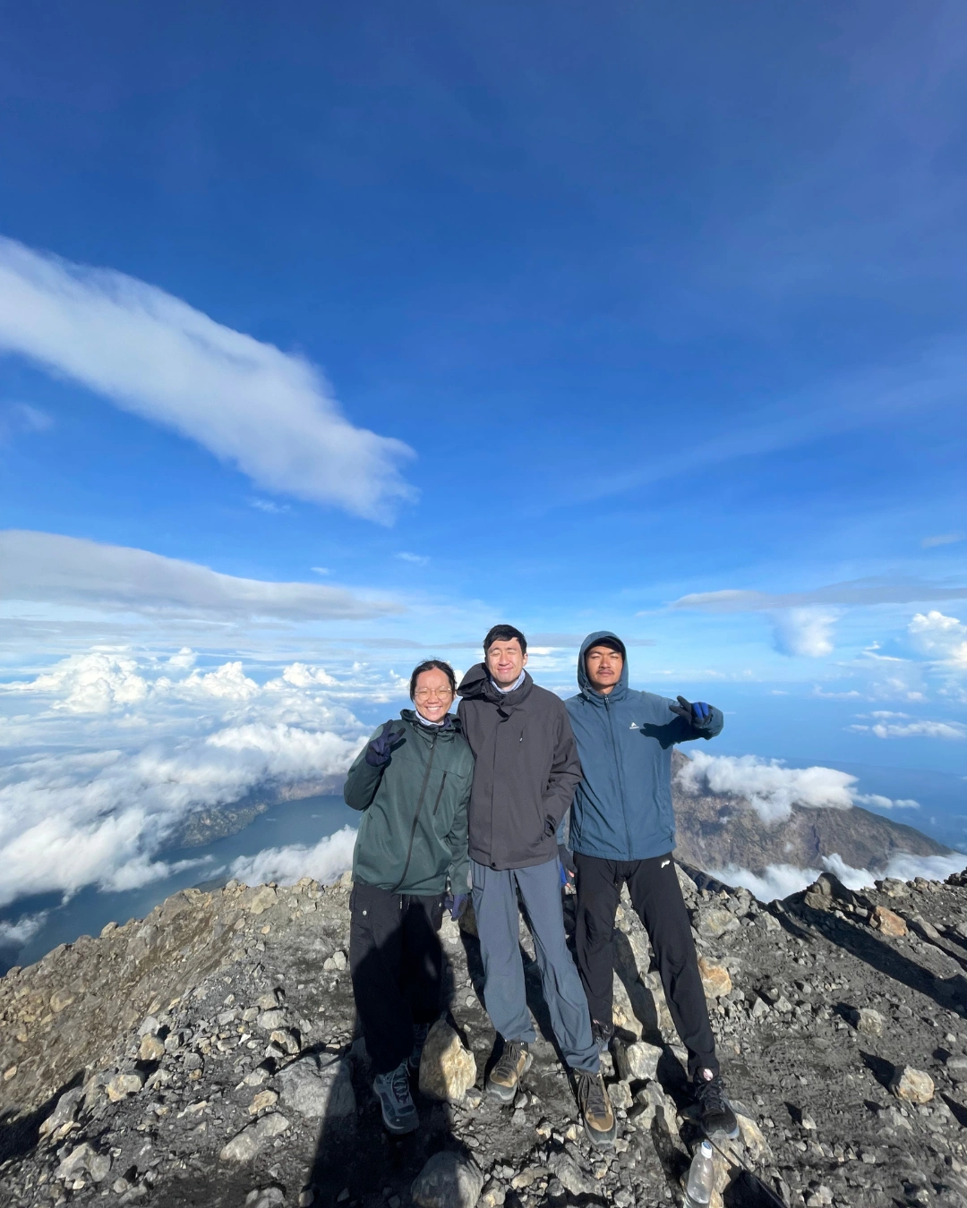 3 Days 2 Nights Group Sharing Rinjani Summit Trek (Sembalun to Senaru)